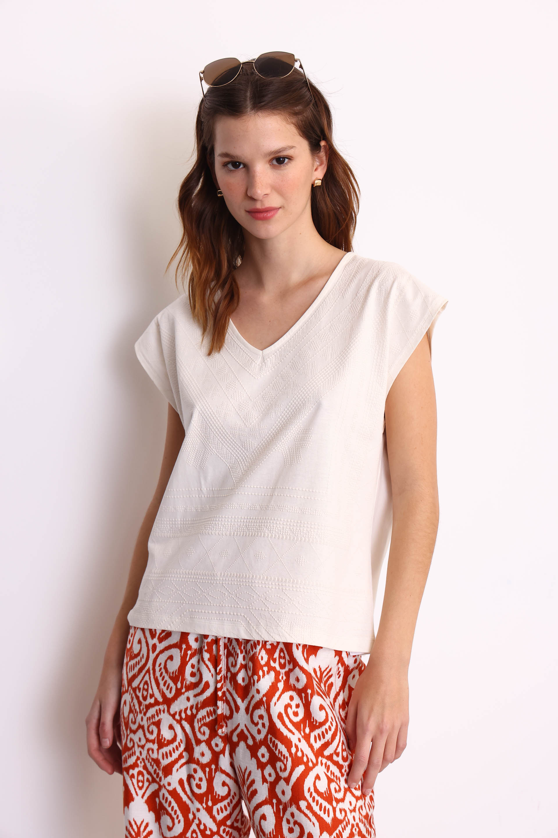 REMERA ÉTNICA EVE OFF WHITE