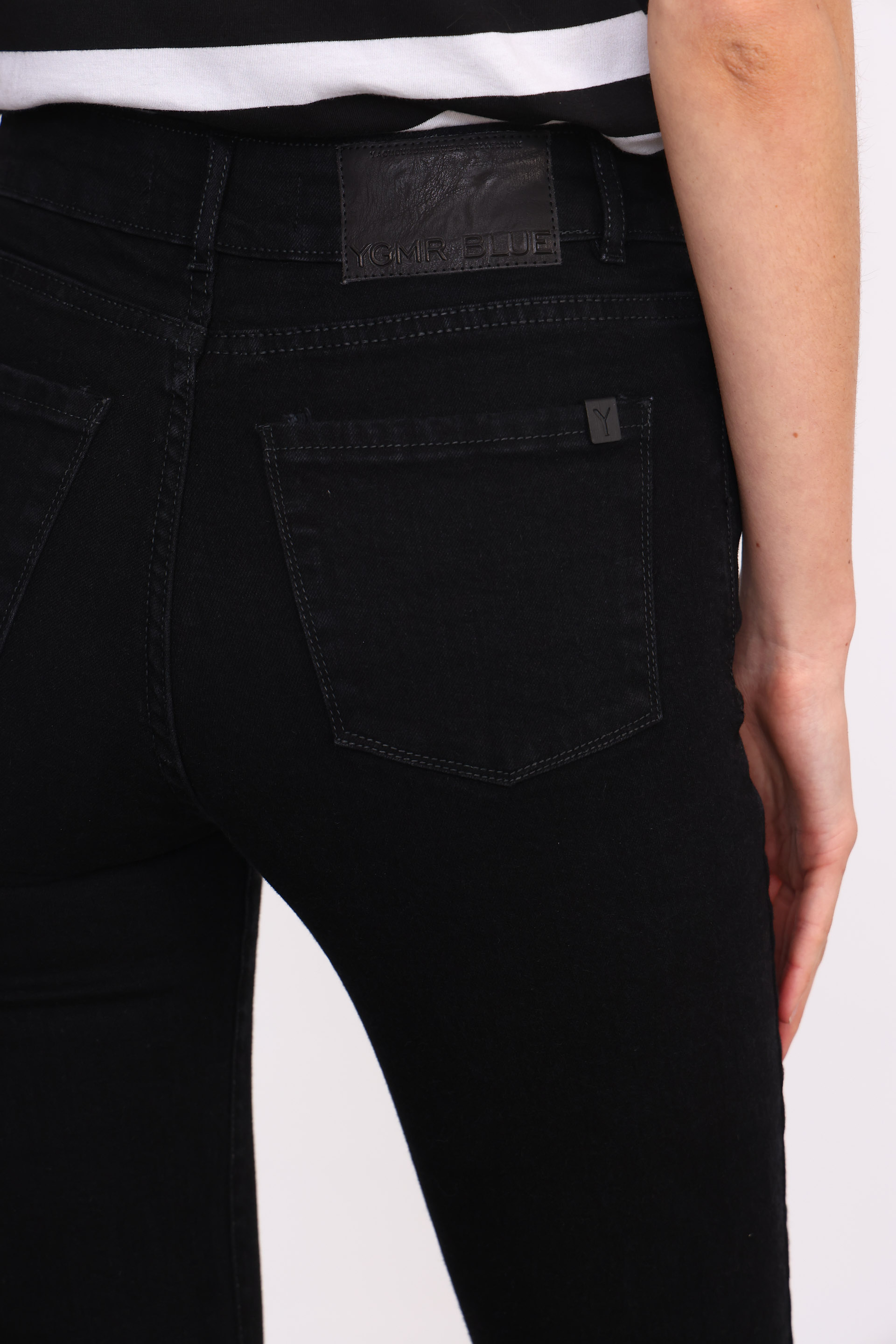 Y012 CLASSIC T.MEDIO ALEXA BLACK NEGRO