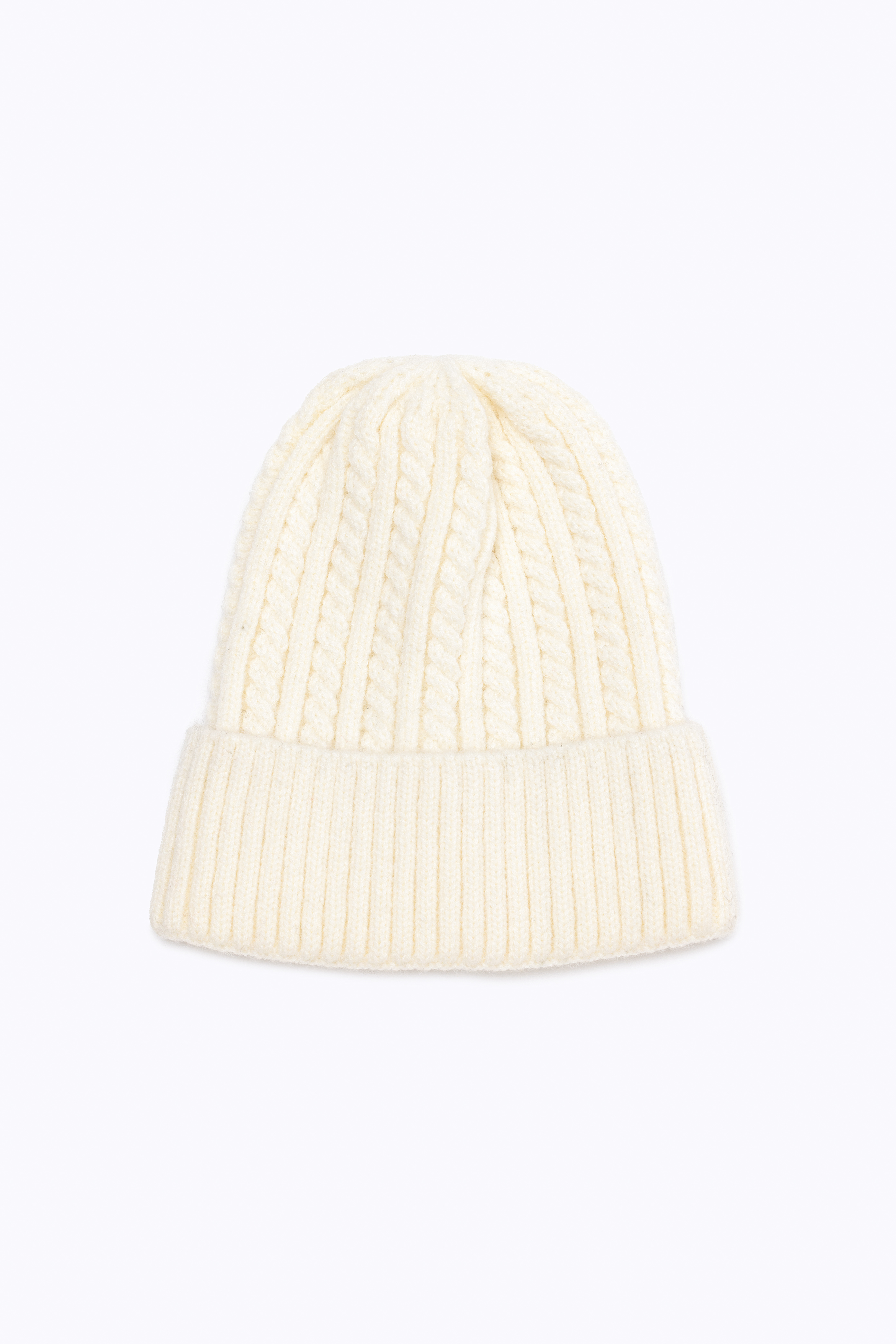 GORRO TRENZADO VALERIA CREMA 