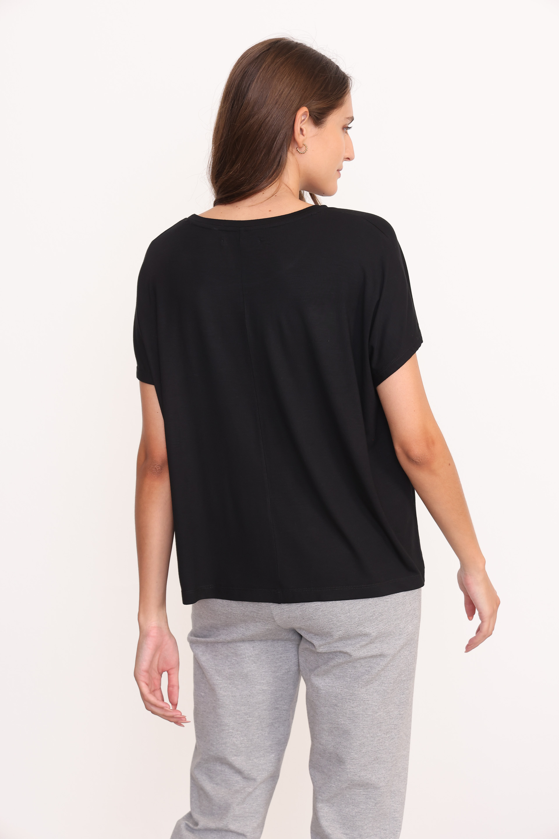 REMERA CIELO NEGRO 
