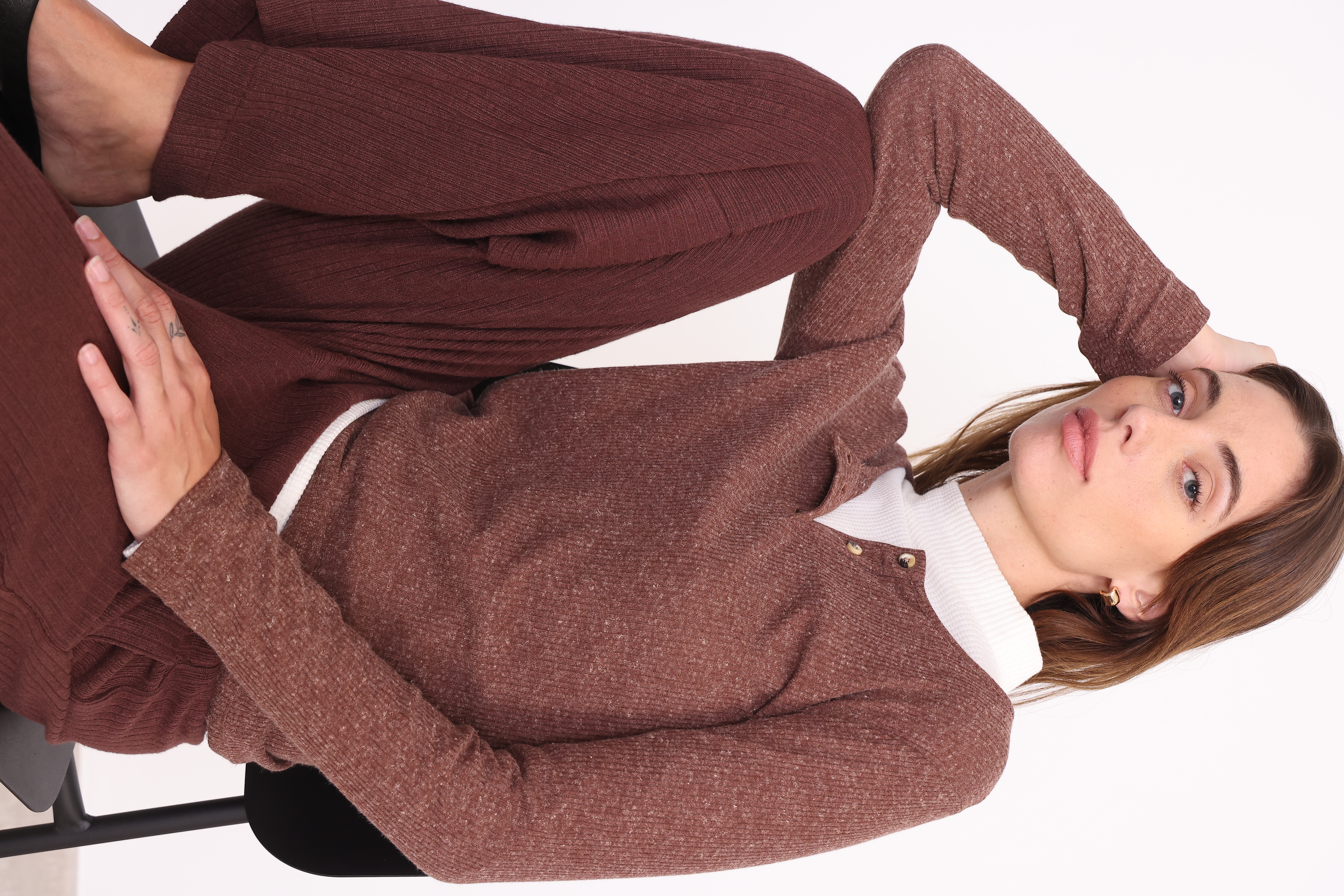 REMERA ABI MARRON OSCURO