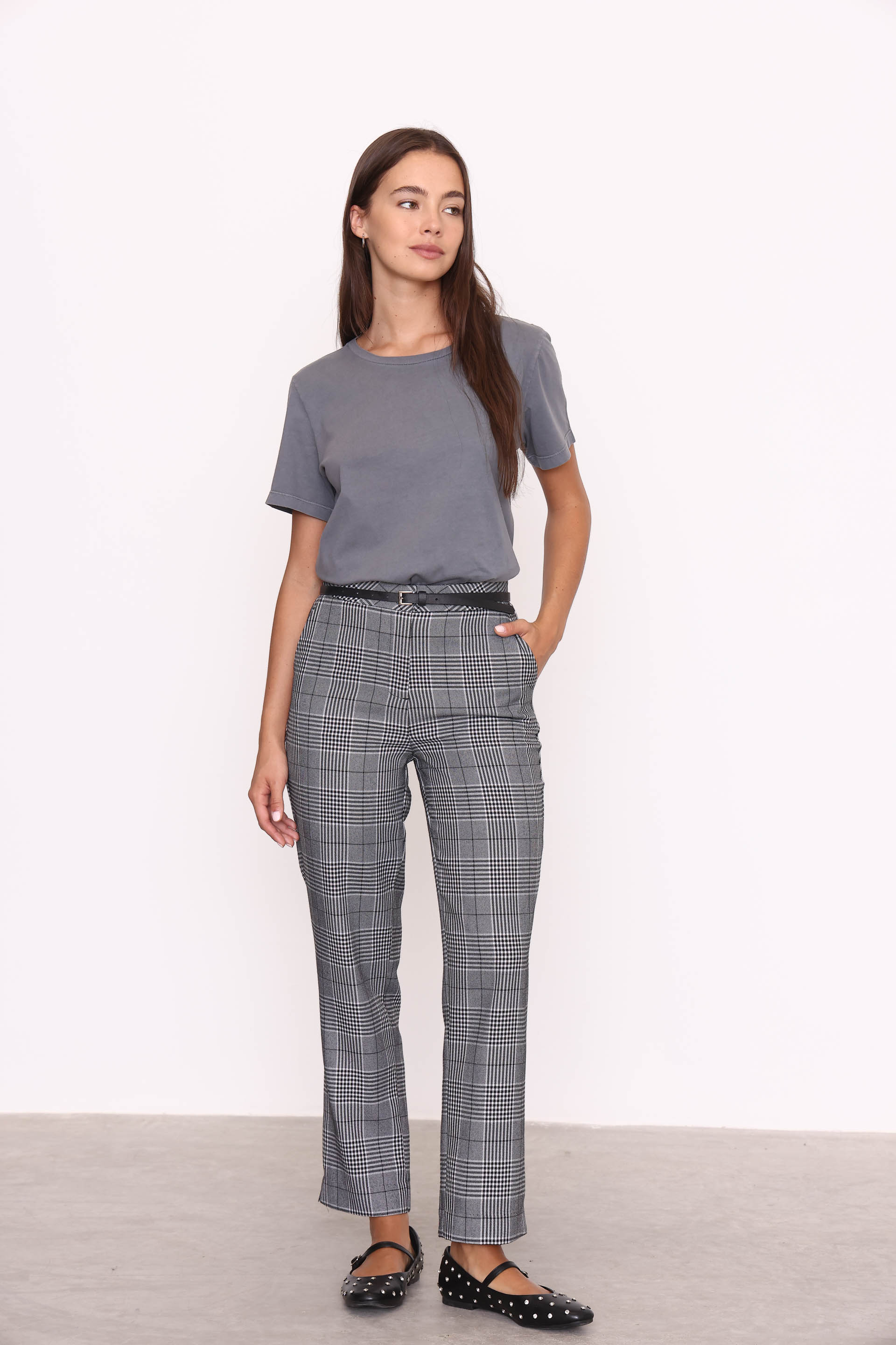 REMERA MARA VINTAGE GRIS OSCURO