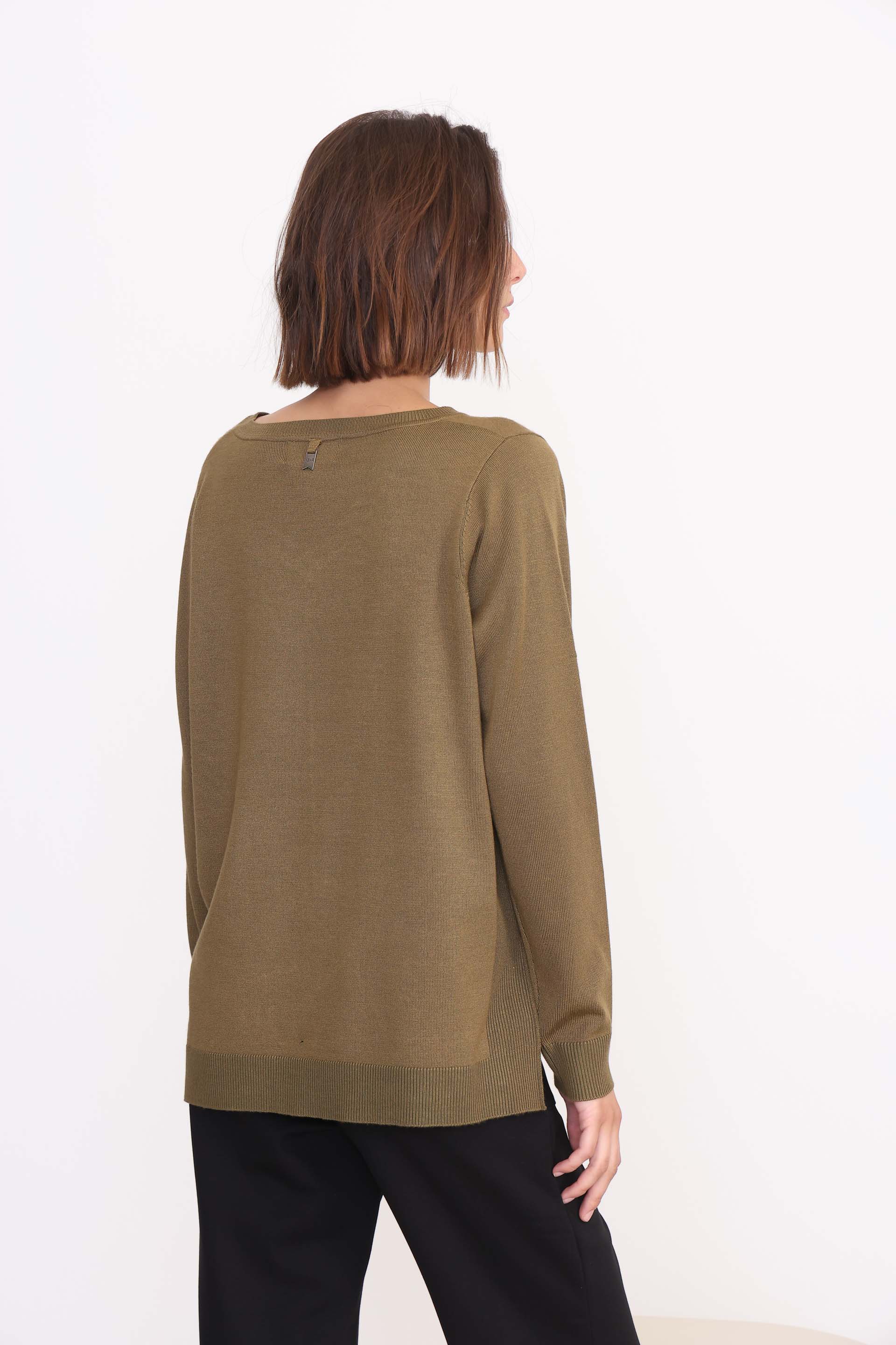 SWEATER LYNN ESCOTE V VERDE SECO