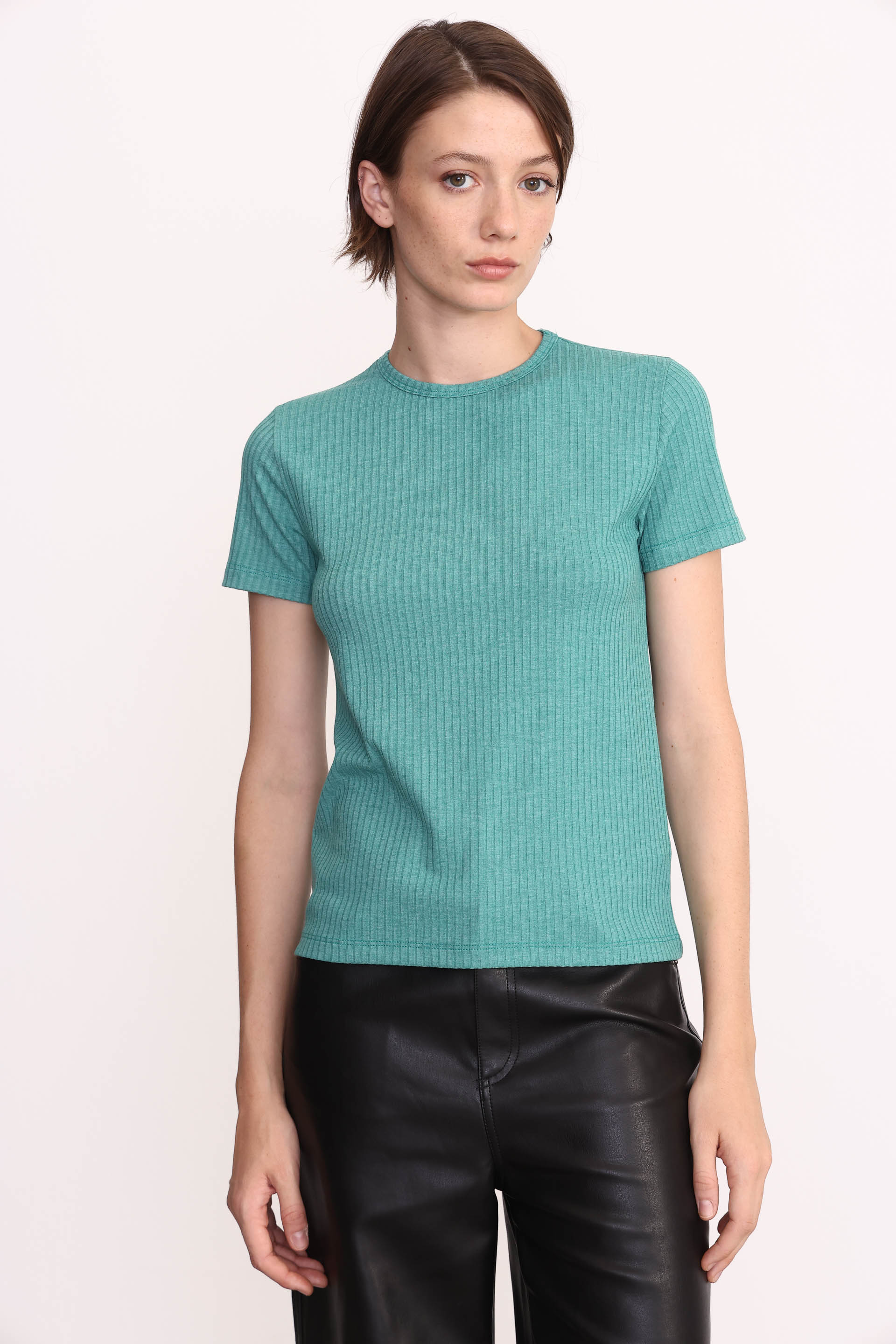 REMERA FLORY VERDE PETROLEO