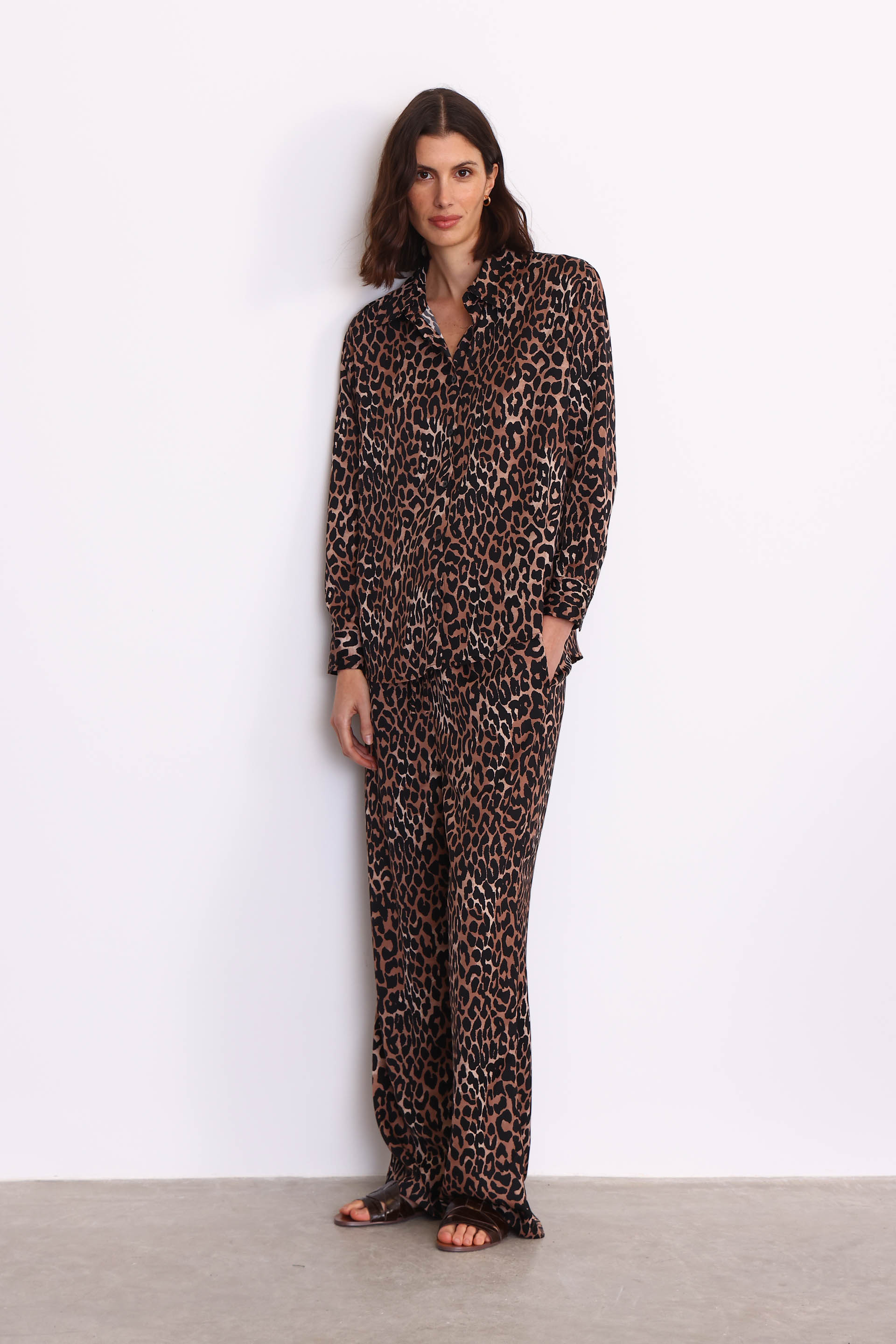 CAMISA ANIMAL MEGAN NEGRO