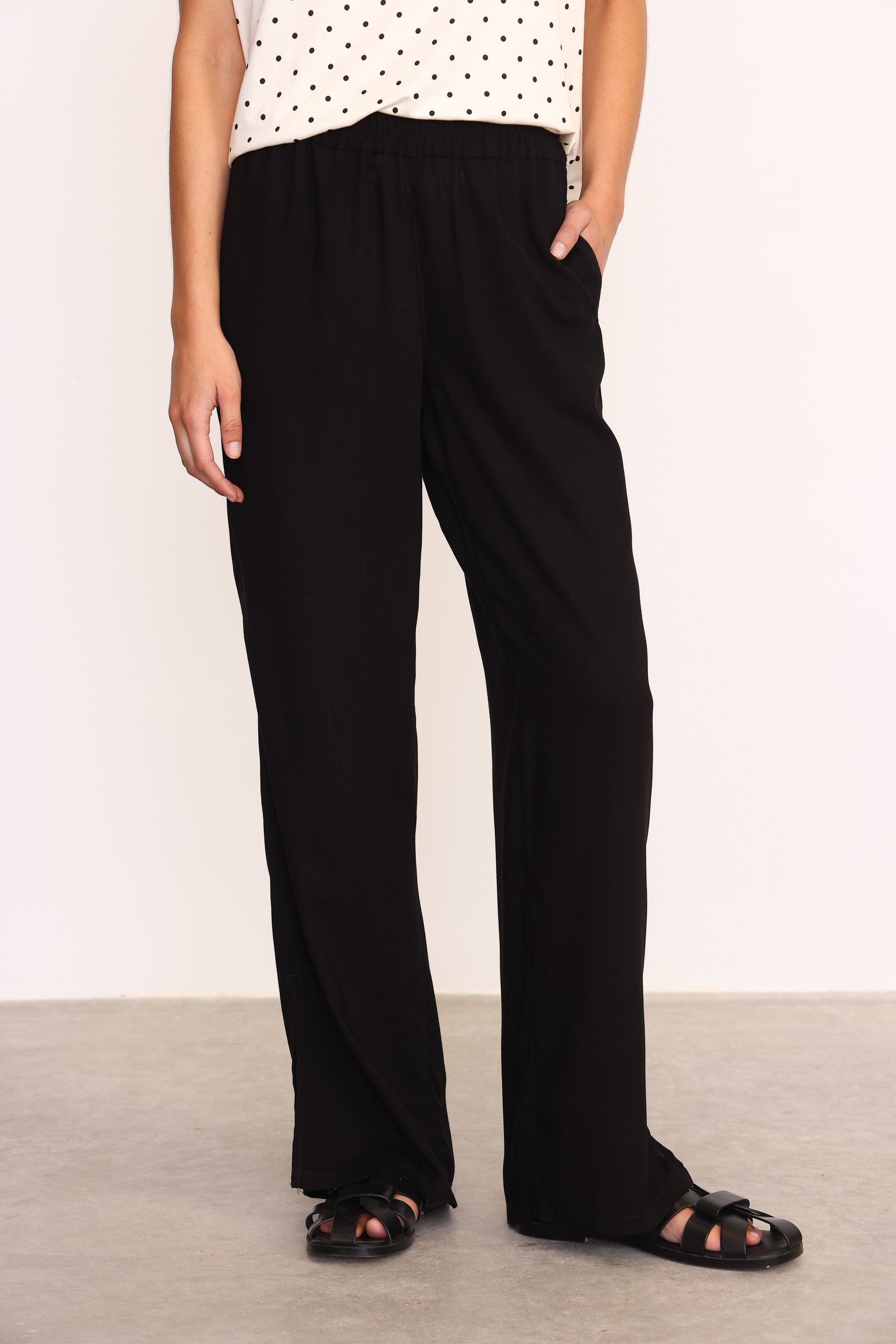 PANTALÓN PIA  NEGRO