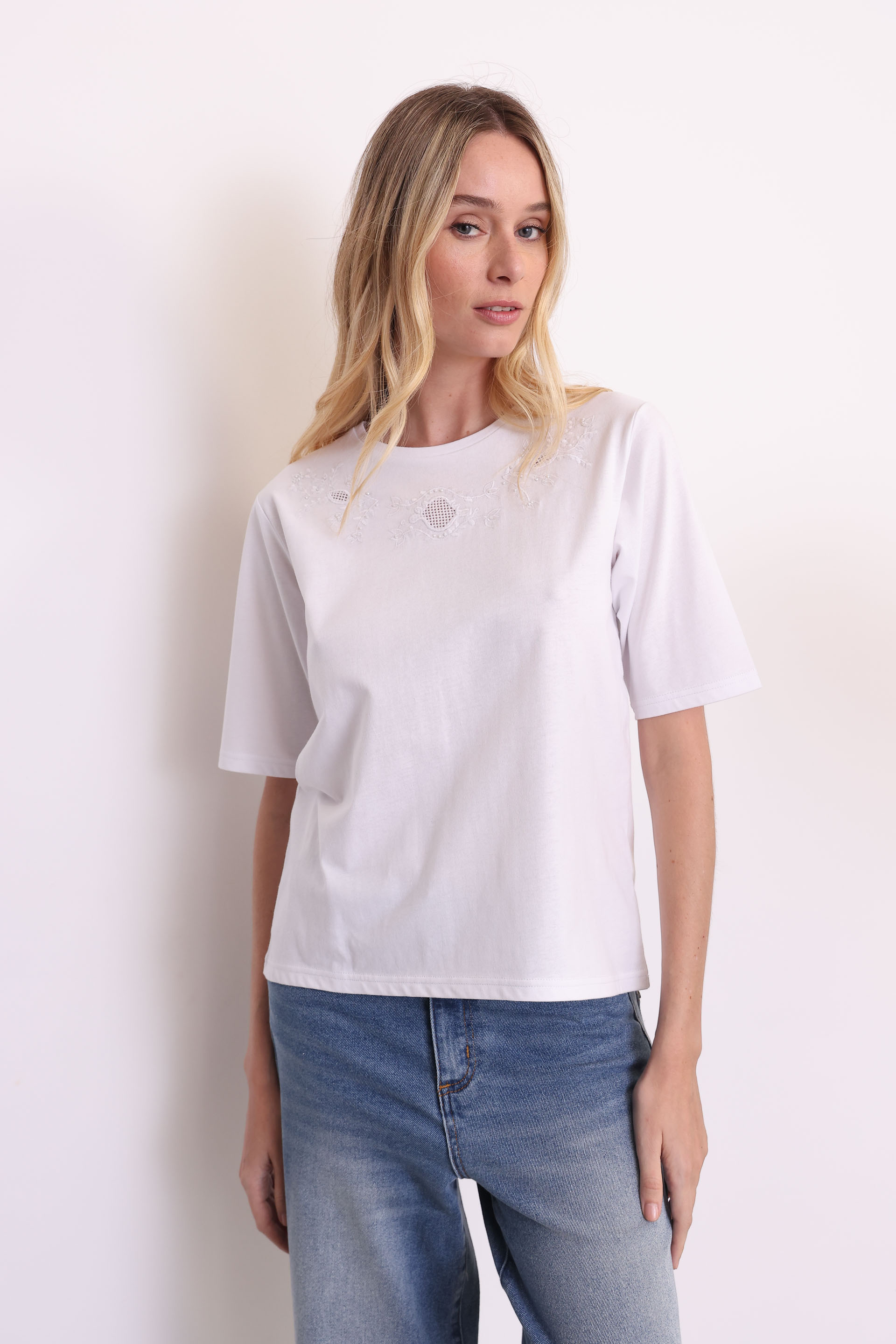 REMERA PILI BLANCO