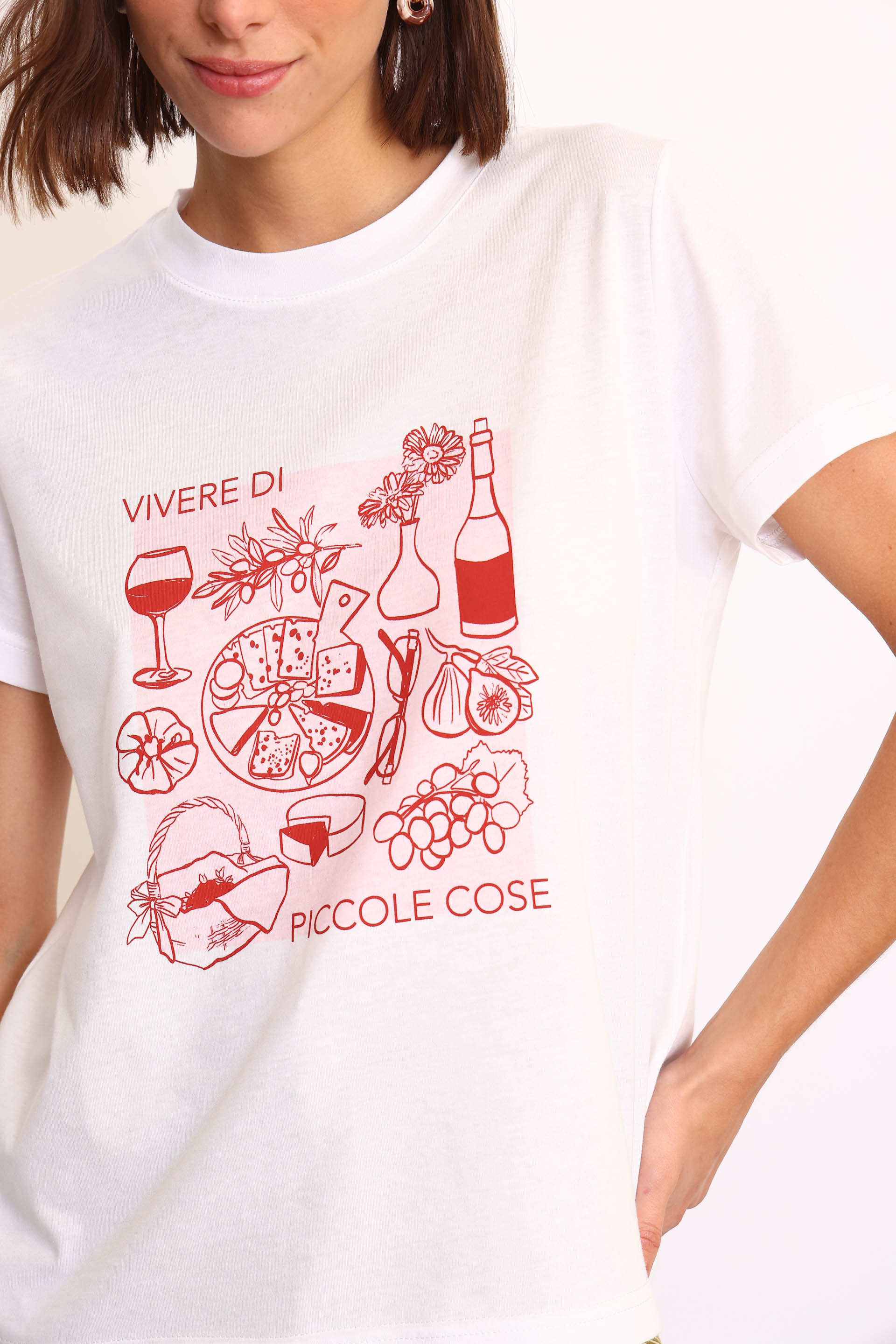 REMERA PEQUEÑOS PLACERES OFF WHITE