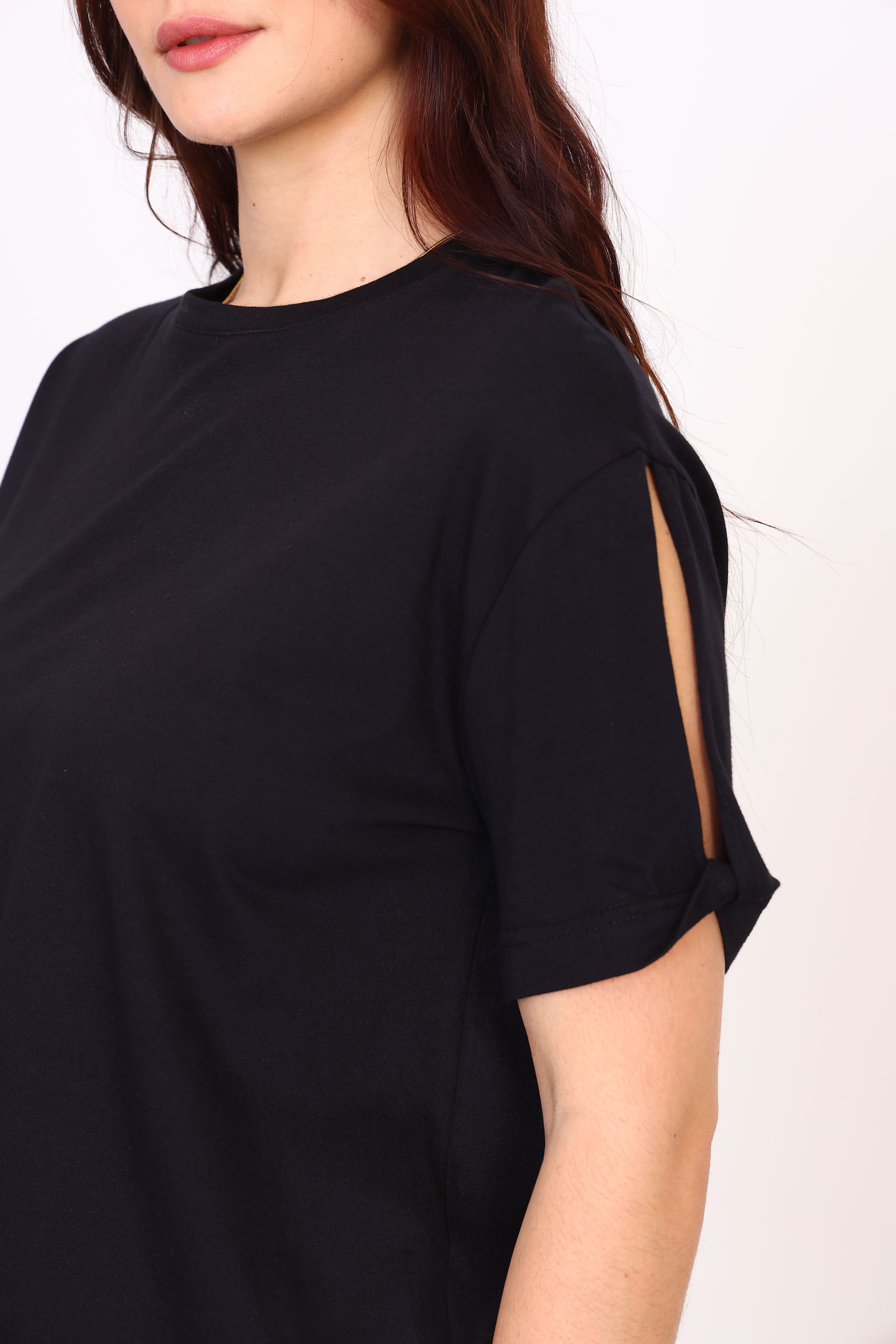 REMERA JUSTINA NEGRO