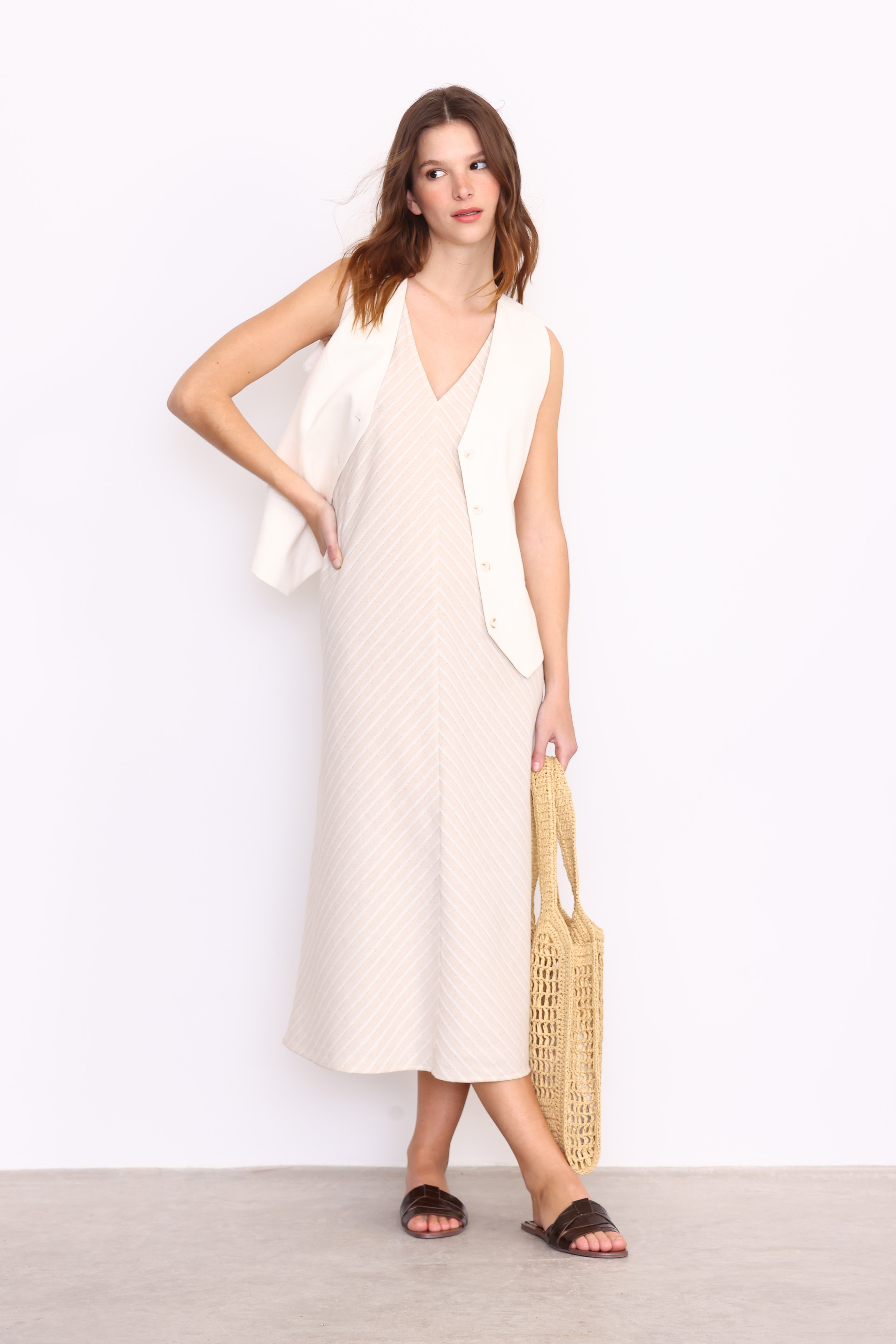 VESTIDO BORDADO DELFI OFF WHITE